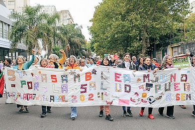 Abschlussdemonstration der People's Health Assembly in Mar del Plata.